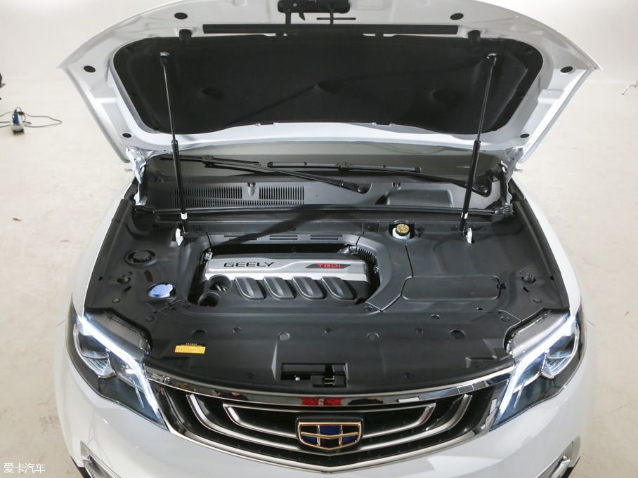 吉利汽車2016款博越