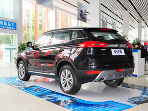 2016款1.8TD 自动智慧型 左后45度