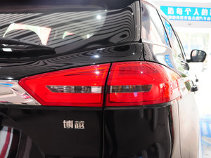 2016款1.8TD 自动智慧型 尾灯