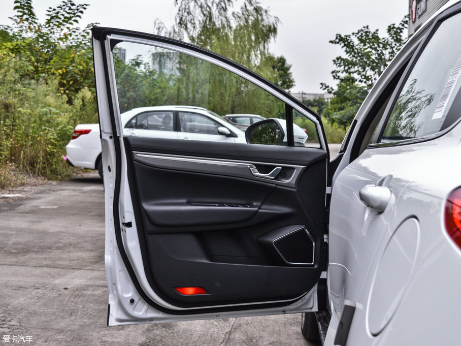 2016ۺGS Ű 1.3T DCTI