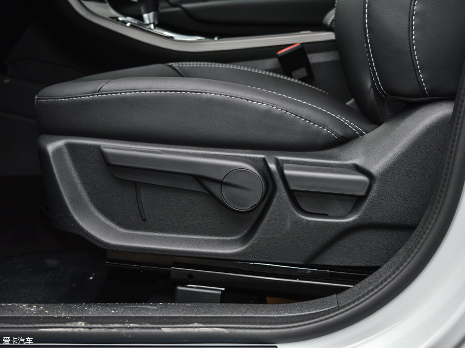 2016ۺGS (yu)Ű 1.3T DCTI(lng)