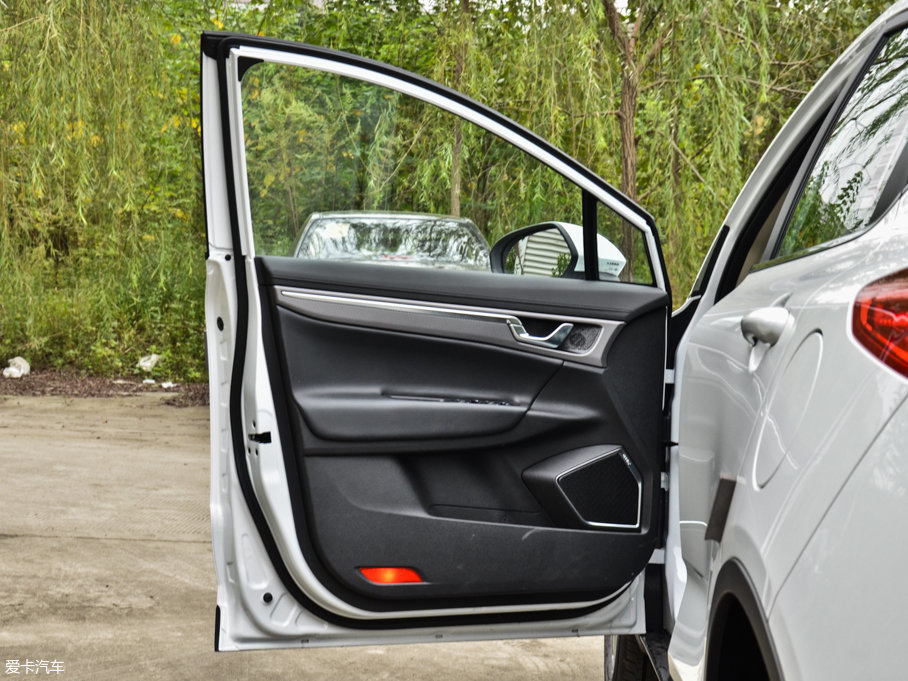 2016ۺGS Ű 1.8L քI