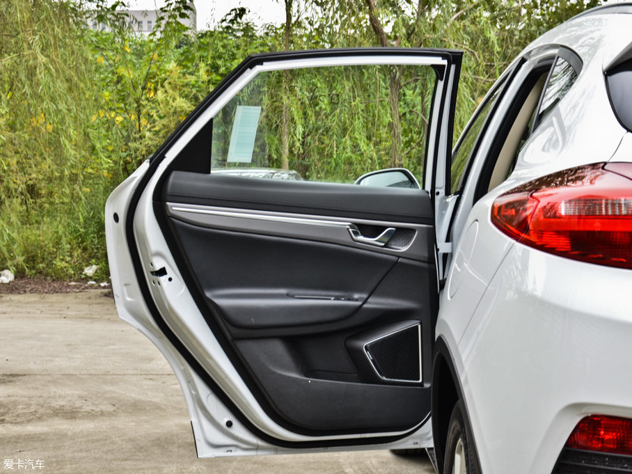 2016ۺGS Ű 1.8L քI