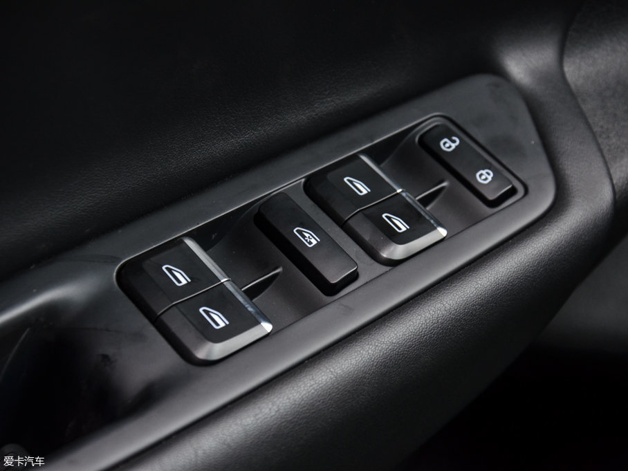 2016ۺGS Ű 1.8L քI