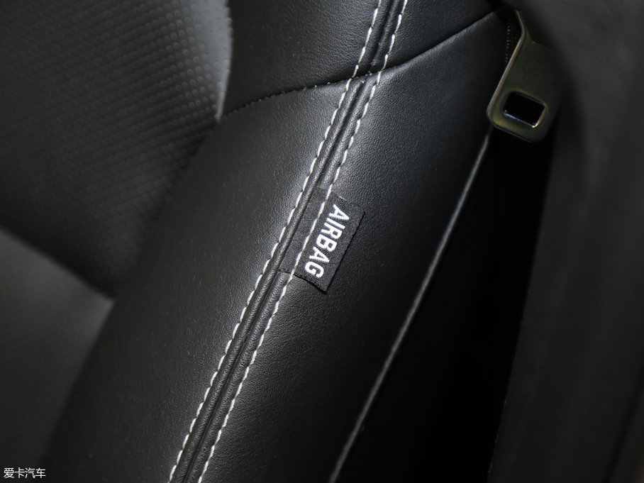 2016ۺGS \Ӱ 1.8L քI