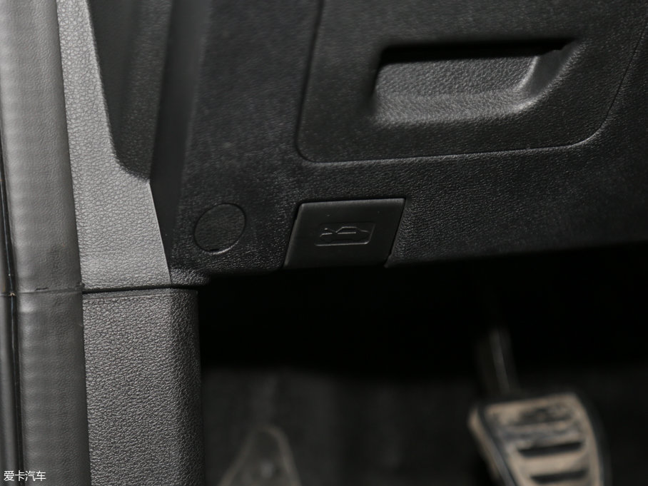 2016ۺGS \Ӱ 1.8L քI