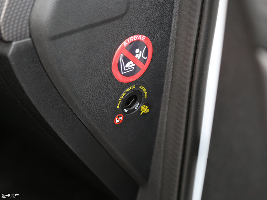 2016ۺGS \(yn)(dng) 1.8L ք(dng)I(lng)