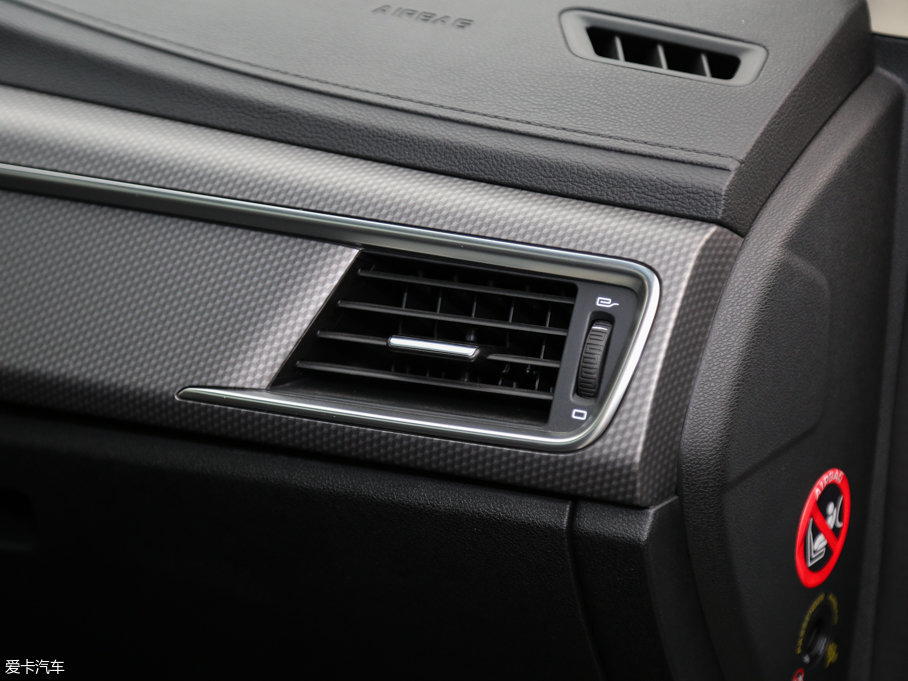 2016ۺGS \Ӱ 1.8L քI