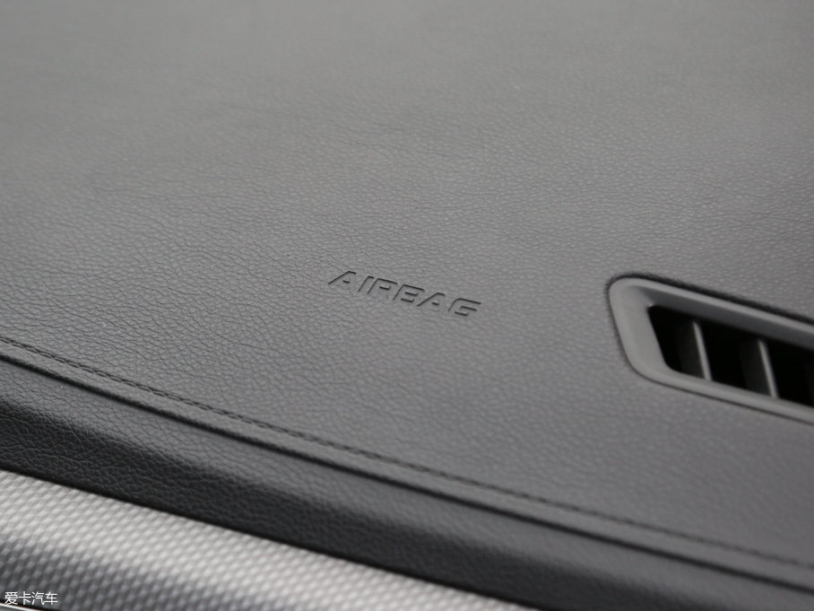 2016ۺGS \Ӱ 1.8L քI