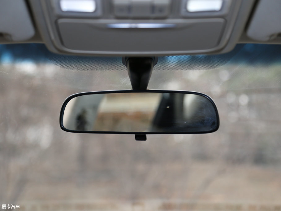 2016ۺGS \Ӱ 1.8L քI