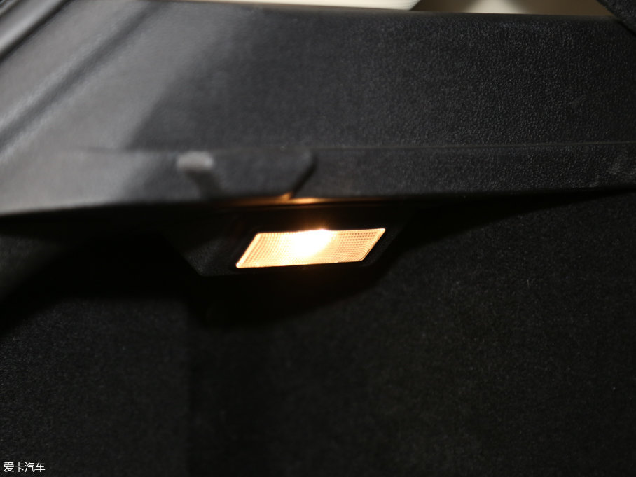 2016ۺGS \Ӱ 1.8L քI