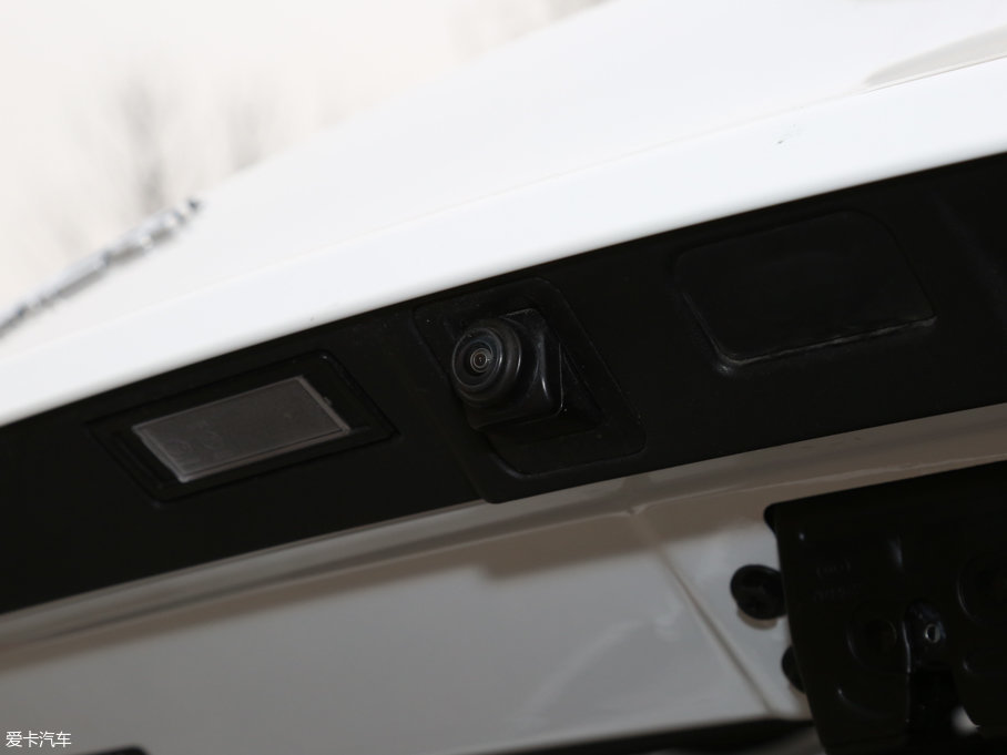 2016ۺGS \Ӱ 1.8L քI