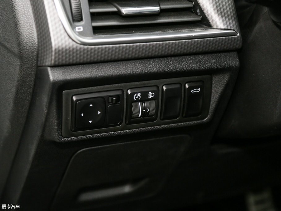 2016ۺGS \Ӱ 1.8L քI