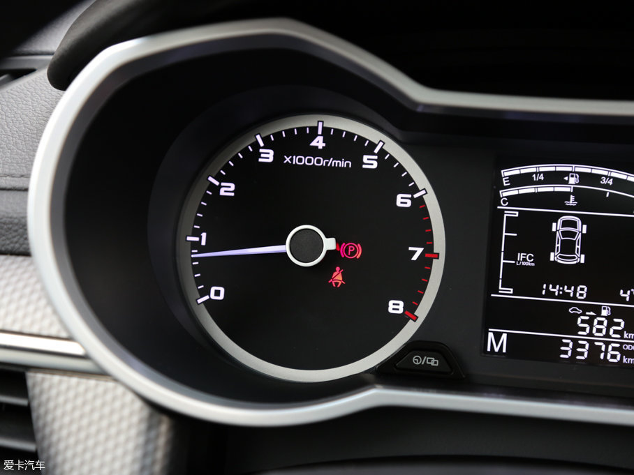 2016ۺGS \Ӱ 1.8L քI