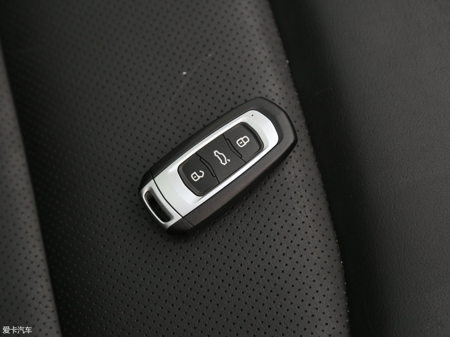 2016ۺGS \Ӱ 1.8L քI