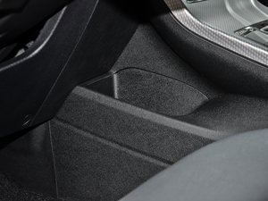 2016款优雅版 1.8L 手动领尚型 空间座椅