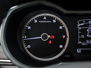 2016款优雅版 1.8L 手动领尚型 中控区
