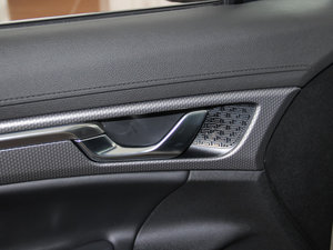 2016Ű 1.8L DCTI g