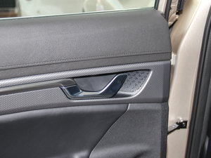 2016Ű 1.8L DCTI g