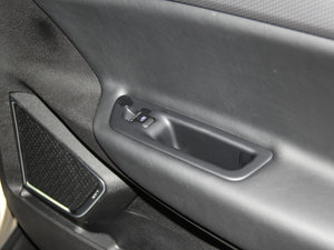 2016Ű 1.8L DCTI g