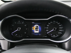 2016款优雅版 1.8L DCT领尚型 中控区