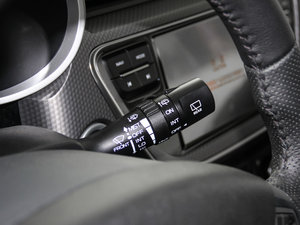 2016款优雅版 1.8L DCT领尚型 中控区