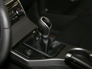 2016款运动版 1.3T 手动领尚型 中控区