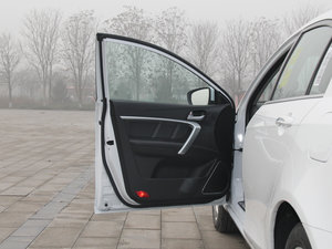 2016款三厢 1.3T 手动向上型 驾驶位车门