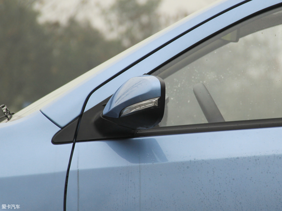 2016�����?c��)��?1.5L �Ԅ����F�� ��V