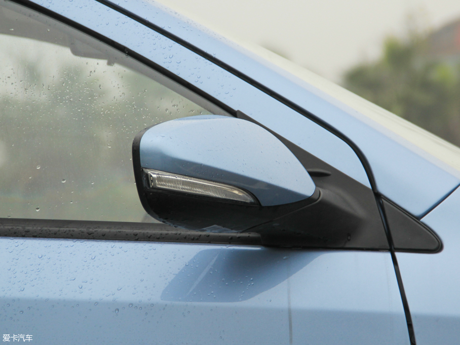 2016�����?c��)��?1.5L �Ԅ����F�� ��V