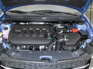 2016款1.5L 自动尊贵型 国V 发动机