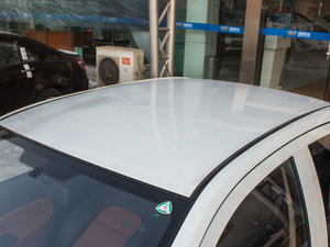 2016款1.5L 手动进取型 国IV 车顶