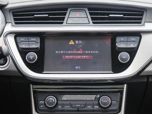 2016款1.8L 手动精英型 音响调节