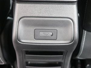 2016款1.3T DCT精英型 空间座椅