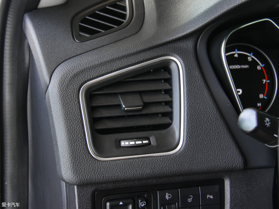 2016���h��X6 ԇ�b��