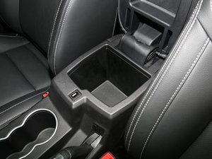 2016款1.8L 手动豪华型 空间座椅