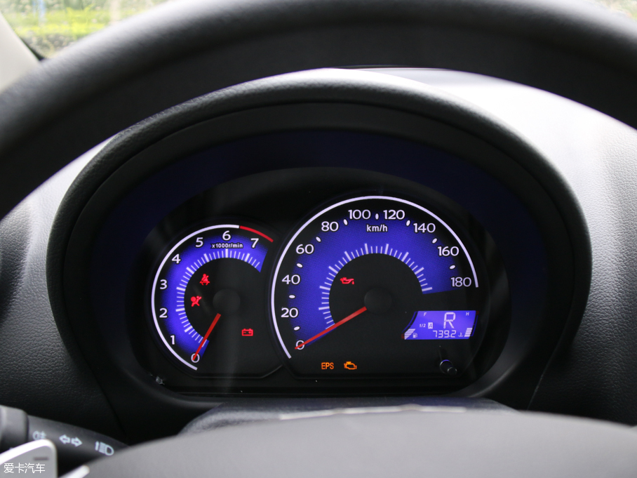 2016؈(jng) 1.0L AMTȤ