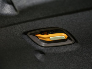 2017款百万款 1.5L 手动豪华型 空间座椅