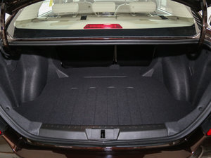 2017款百万款 1.5L 手动豪华型 空间座椅
