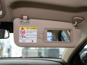 2017款百万款 1.5L 手动豪华型 空间座椅