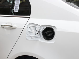 2017款百万款 1.5L CVT向上版 油箱盖