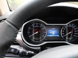 2017款百万款 1.5L CVT向上版 中控区