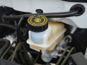 2017款百万款 1.5L CVT豪华型 其它
