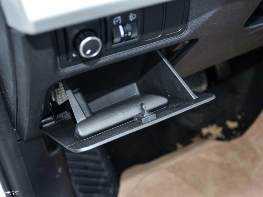 2017Խ 1.8TD Ԅ