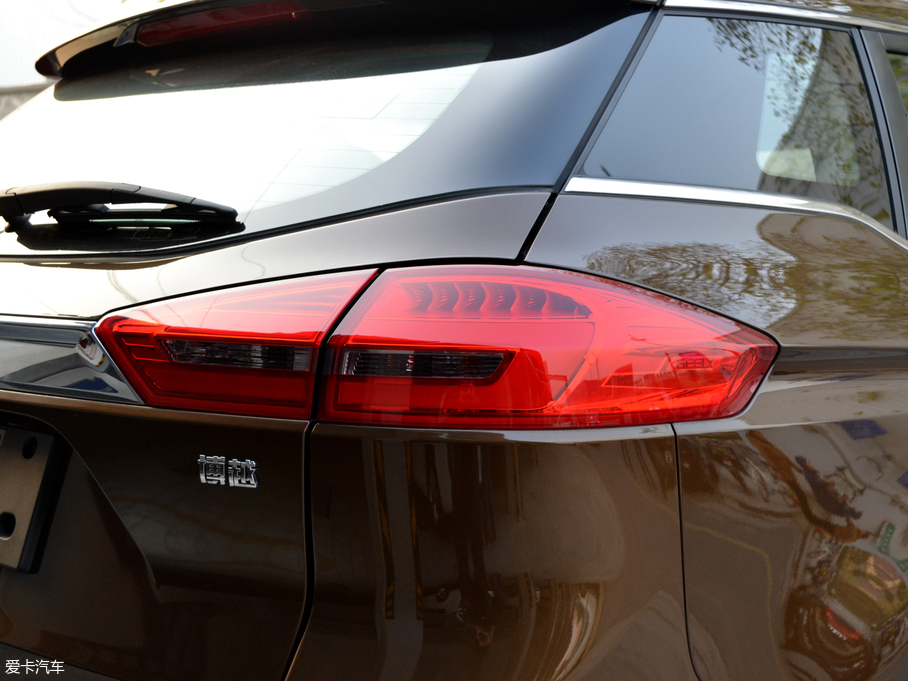 2017Խ 1.8TD ք