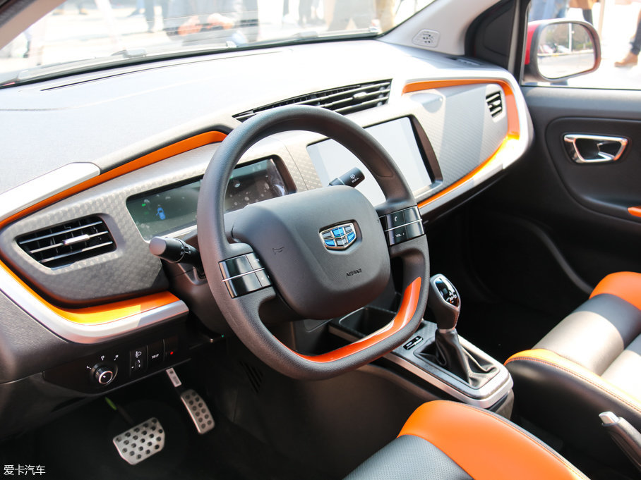 2017h(yun)X1 1.3L Ԅ(dng)Ȥ