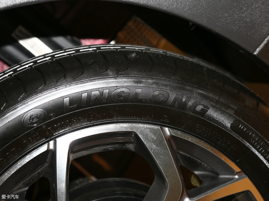 2017h(yun)X1 1.3L Ԅ(dng)Ұ