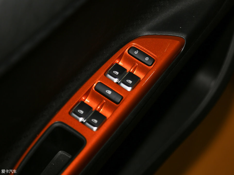 2017���h��X1 1.3L �Ԅ���Ұ�