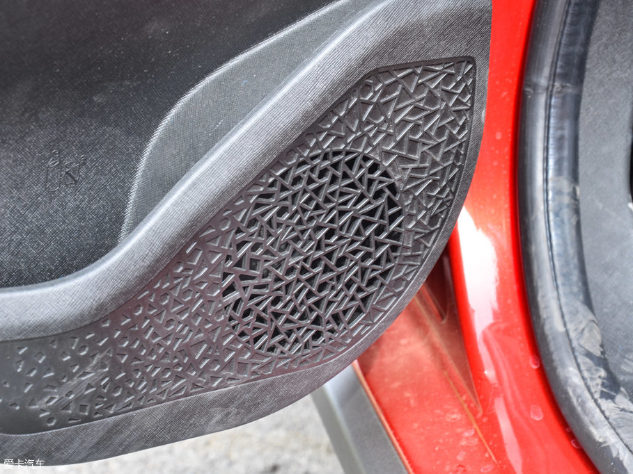 2017h(yun)X1 1.3L Ԅ(dng)Ұ