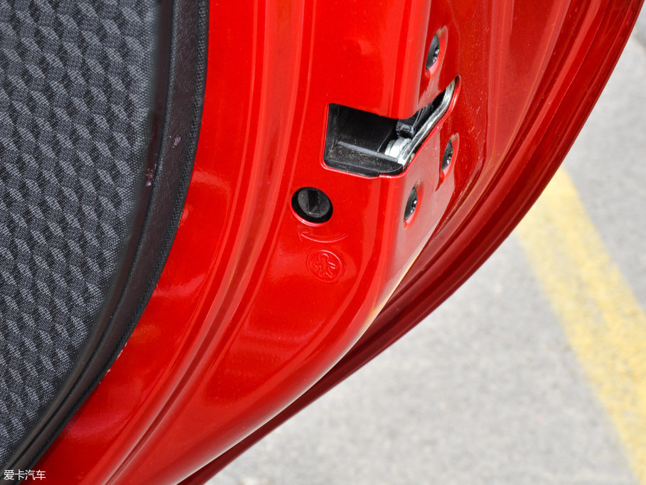 2017h(yun)X1 1.3L Ԅ(dng)Ұ